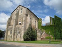 Collégiale Saint-Pierre-La-Cour